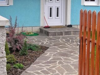 Přírodní kámen jako nadčasový prvek architektury